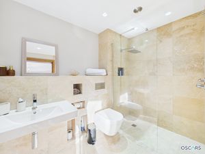 Photo 29- click for photo gallery